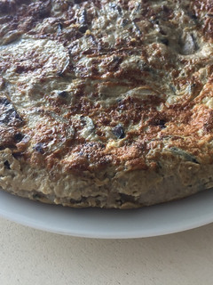 Una foto de Tortilla berenjena facil