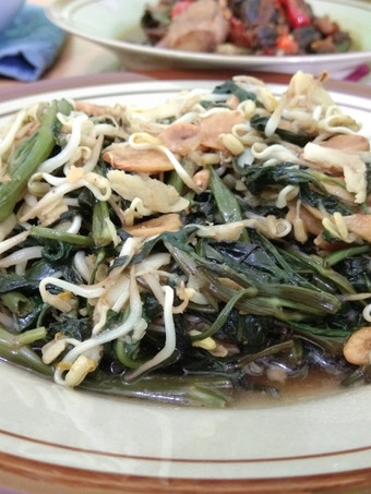 Resep Tumis Kangkung Kecambah Anti Gagal