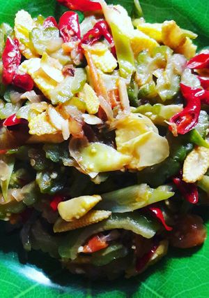 Foto resep Tumis pare dan jagung baby