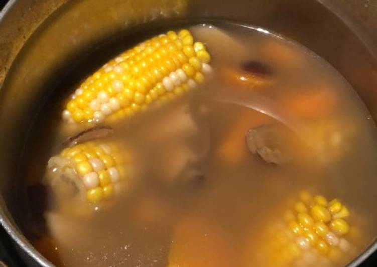 Simple Way to Make Quick Vegetarian Corn Soup