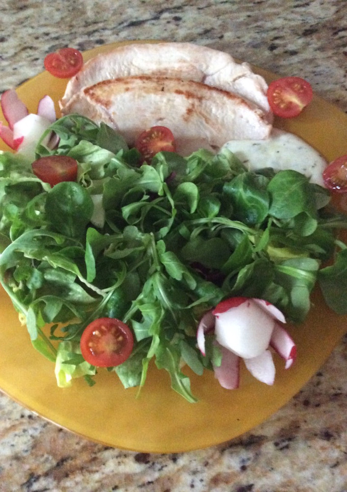 Una foto de Ensalada de pavo 🦃