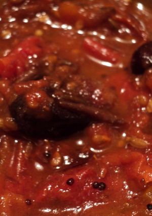 A picture of Tomato dates.