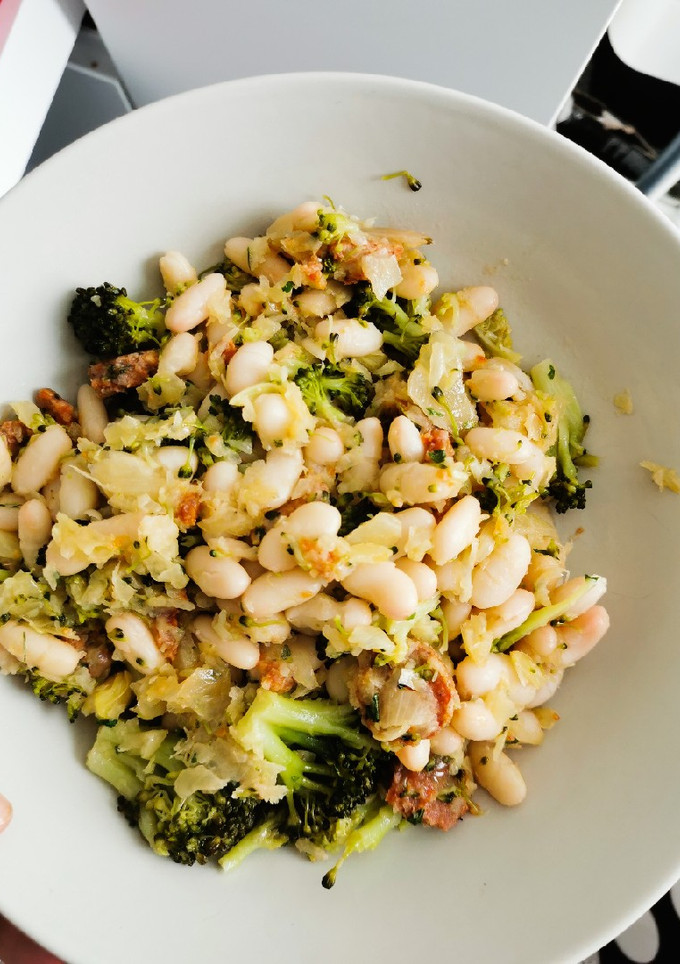 Una foto de Alubias con brócoli