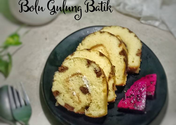 29. Bolu Gulung Batik