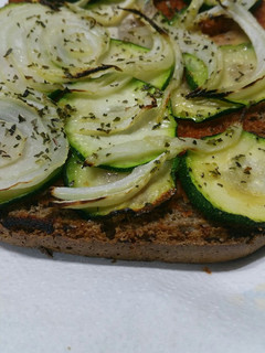 Una foto de Panini vegano y "realfolder"