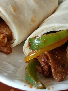 A picture of Smokin Steak Fajitas.