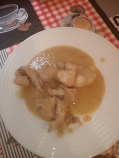 Una foto de Pollo al limón en Monsieur Cuisine
