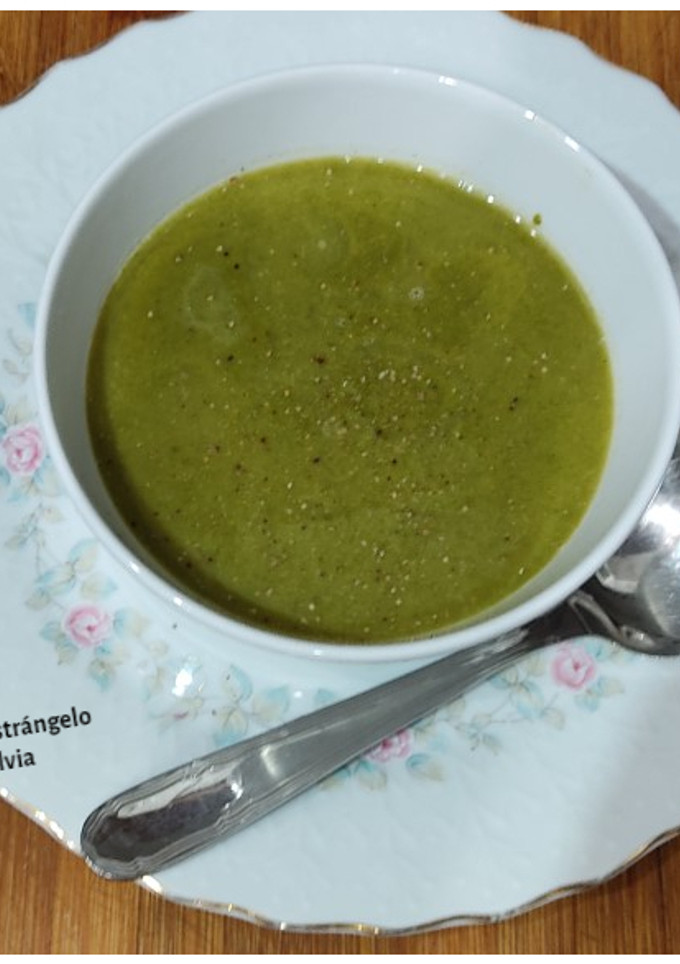 Una foto de Sopa crema de espinacas