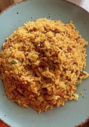 A picture of Oriental rice /minced meat rice.