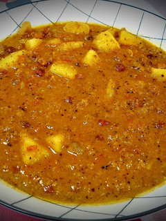 A picture of கடலை குருமா.
