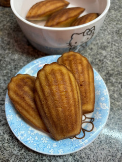 蜜糖無花果貝殼蛋糕 的食譜成品照片