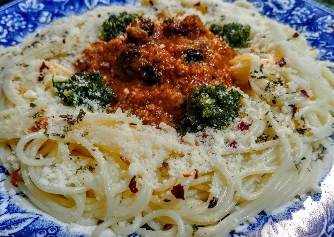 FIDEOS馃崫CAPELLINI, con Carne Molida y Uvas, con Salsa Roja...!馃構