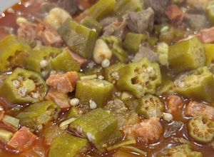 Foto de Ensopado de Quiabo com Carne e Chouriço