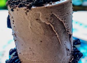 รูปของ Cocoa Oreo Ice cream 🍨- homemadeไอติมโกโก้โอริโอ้
