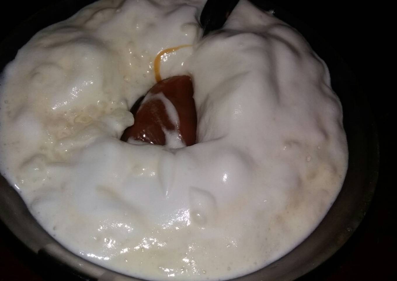 Arroz con leche con yemada y merengue