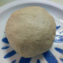 A picture of Pizza dough.