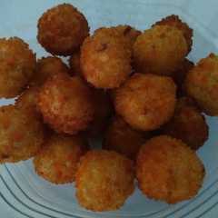 Bola-bola tahu রেসিপির প্রধান ছবি