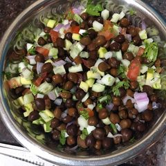 A picture of Chana chat.