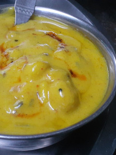 कड़ी (kadhi recipe in Hindi) रेसिपी मुख्य फोटो