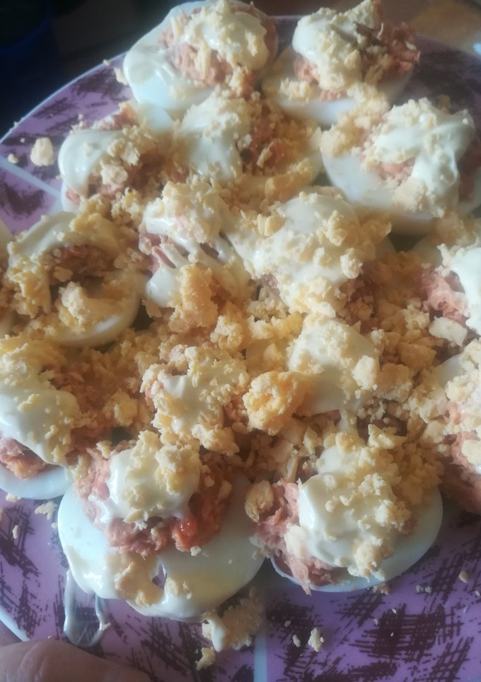 Una foto de Huevos rellenos