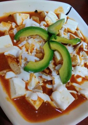 A picture of Sopa Azteca (Tortilla Soup).