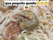 Una foto de tallarines con tuco con carne picada