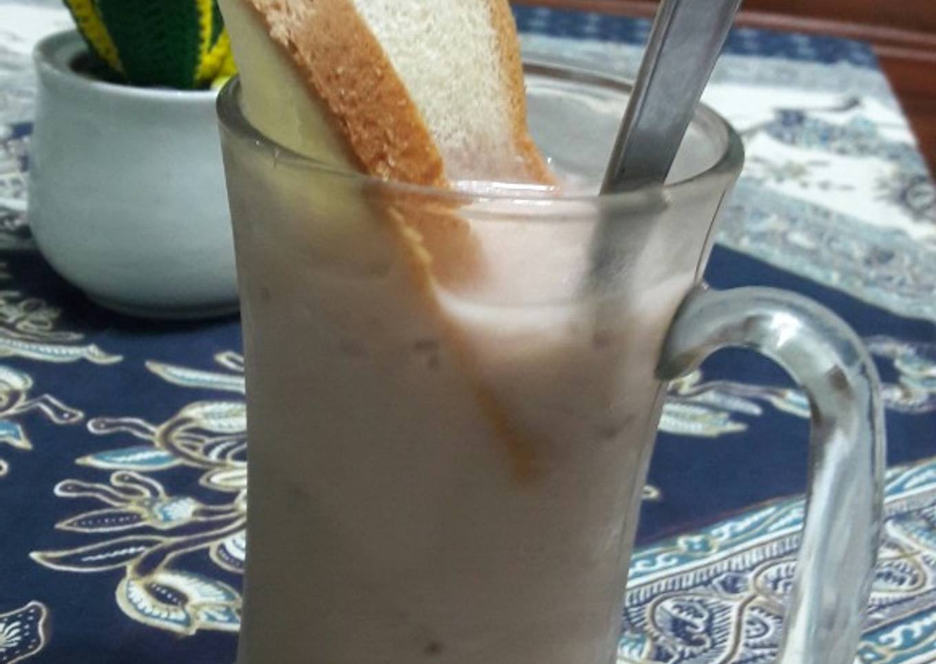 Es Kapal khas Solo