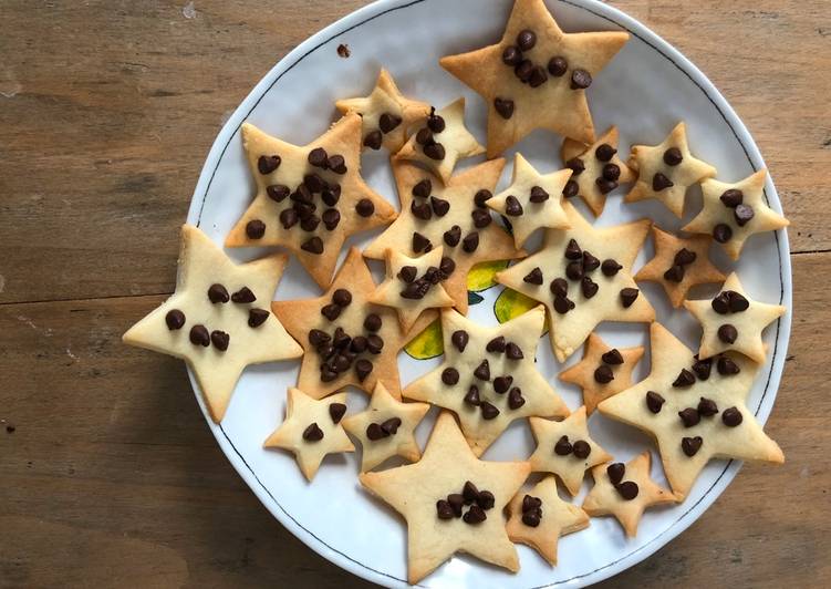 Voici la recette Sablés Noël spécial