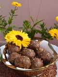 Alsi ke laddoo