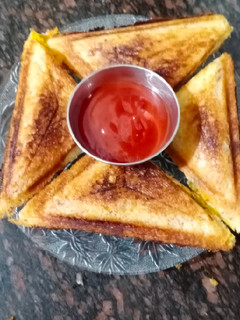 आलू बींस सैंडविच (aloo beans sandwich recipe in Hindi) रेसिपी मुख्य फोटो