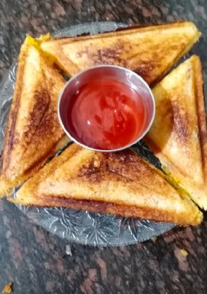 आलू बींस सैंडविच (aloo beans sandwich recipe in Hindi) रेसिपी मुख्य फोटो