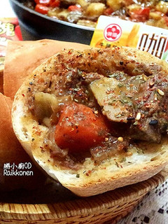 牛肉咖哩醬堡 的食譜成品照片