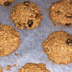 A picture of Oatmeal cookies.