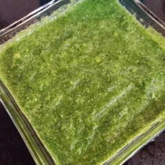 A picture of Spicy Green Chutney 😋😋.
