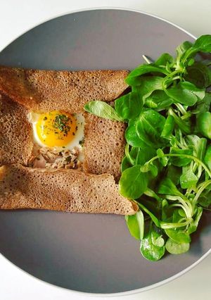 Foto de Galette de sarraceno com atum e ovo