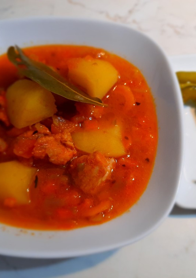 Una foto de Patatas con carne