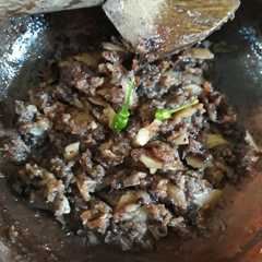 A picture of Boh meria salak pliek(buah rumbia).