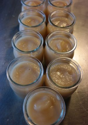 Une photo de Compote pommes-poires 100% ruche