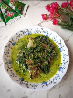 Foto resep Gulai Pakis Ikan Mas