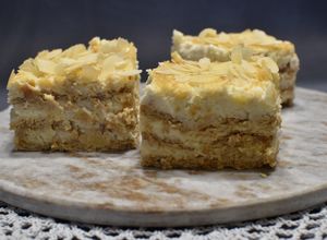 Zdjęcie przepisu Ciasto z chałwą bez pieczenia.