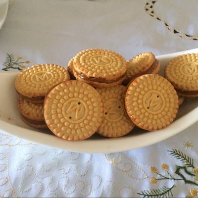 Alfajores de galletas Receta de Lenka- Cookpad