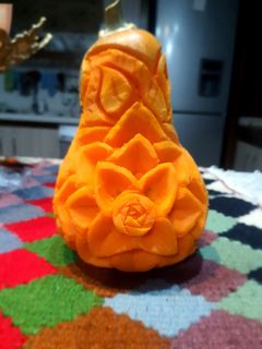 عکسی از دستور تزیین کدو حلوایی برای شب یلدا🍉