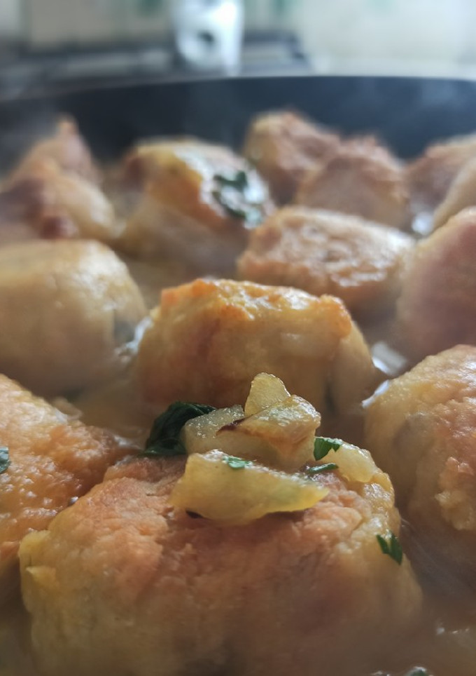 Una foto de Albóndigas de merluza