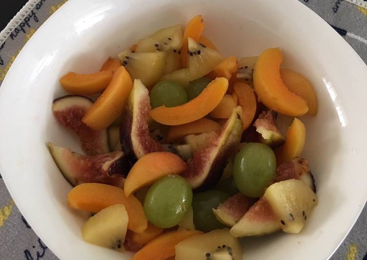Simple Way to Cook Delicious Fruit Salad