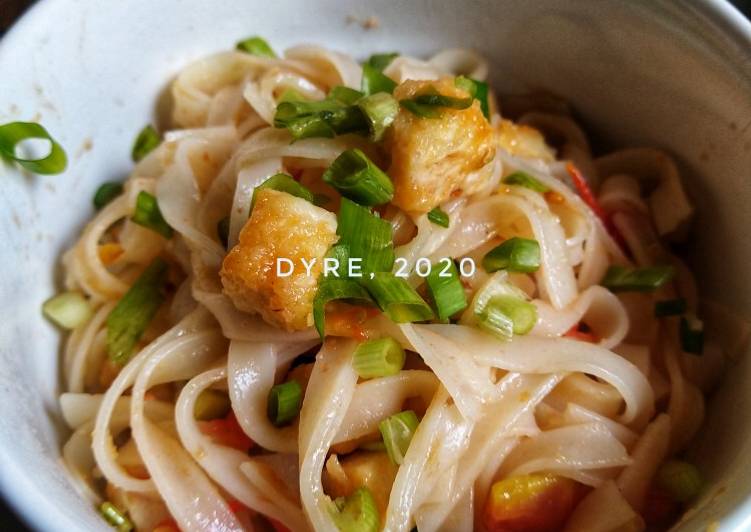 Resep Mie Kwetiau Pedas Rendah Lemak untuk Diet yang nikmat