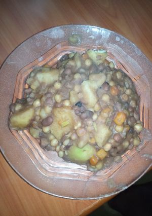 A picture of Githeri mixed with Waru.
