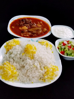 عکسی از دستور خورش بادمجون با برنج نیم دانه