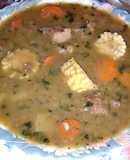 Sopa de lentejas y cerdo