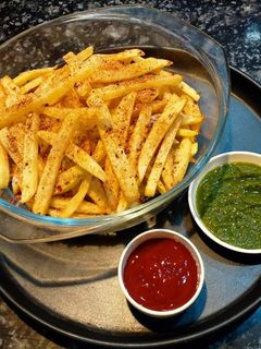 মশলা ফ্রেঞ্চ ফ্রাই (Masala French fries recipe in bengali) রেসিপির প্রধান ছবি