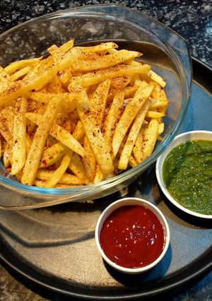 মশলা ফ্রেঞ্চ ফ্রাই (Masala French fries recipe in bengali) রেসিপির প্রধান ছবি